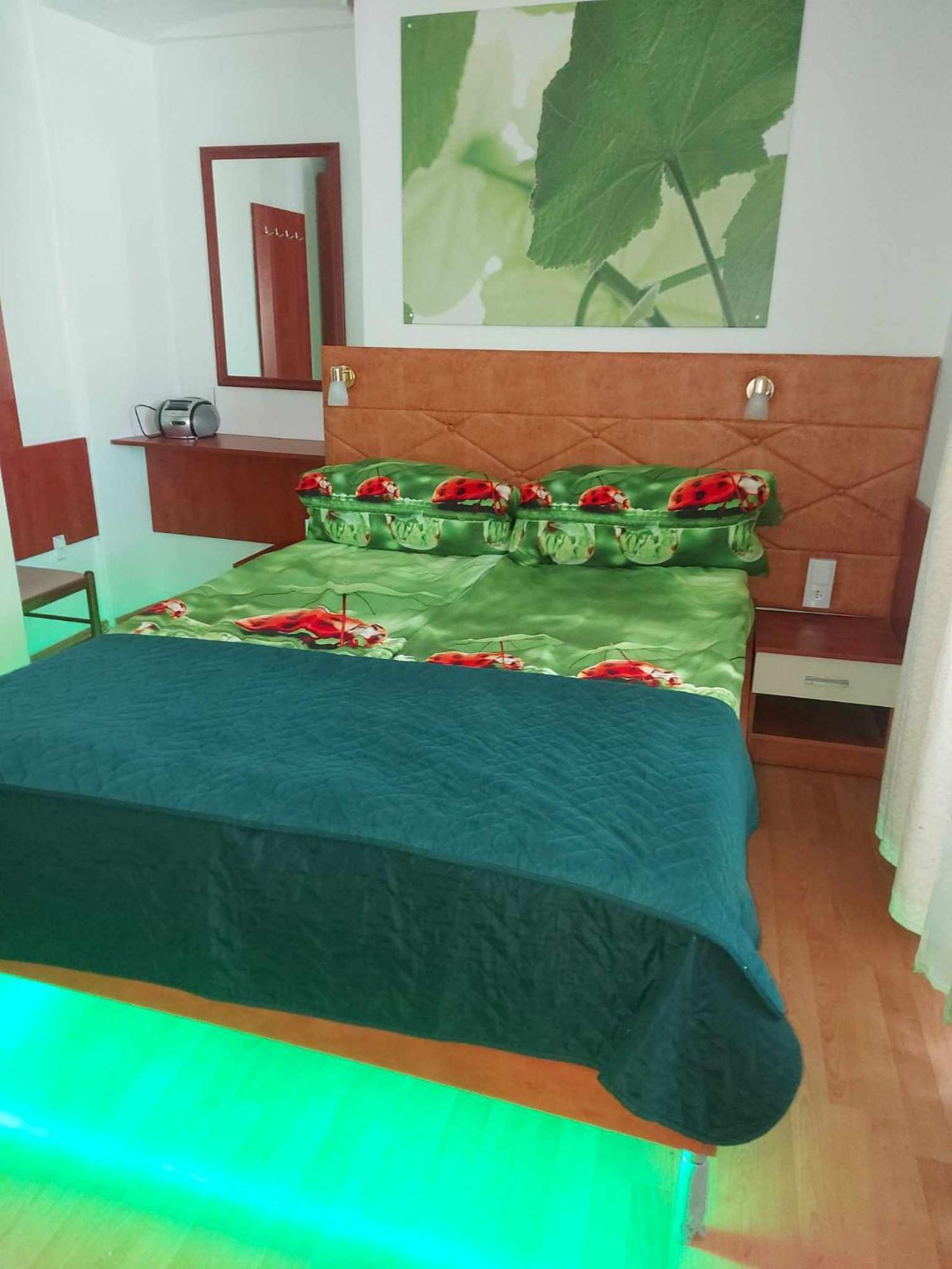 Vila Zlata Apartment Punat Ngoại thất bức ảnh