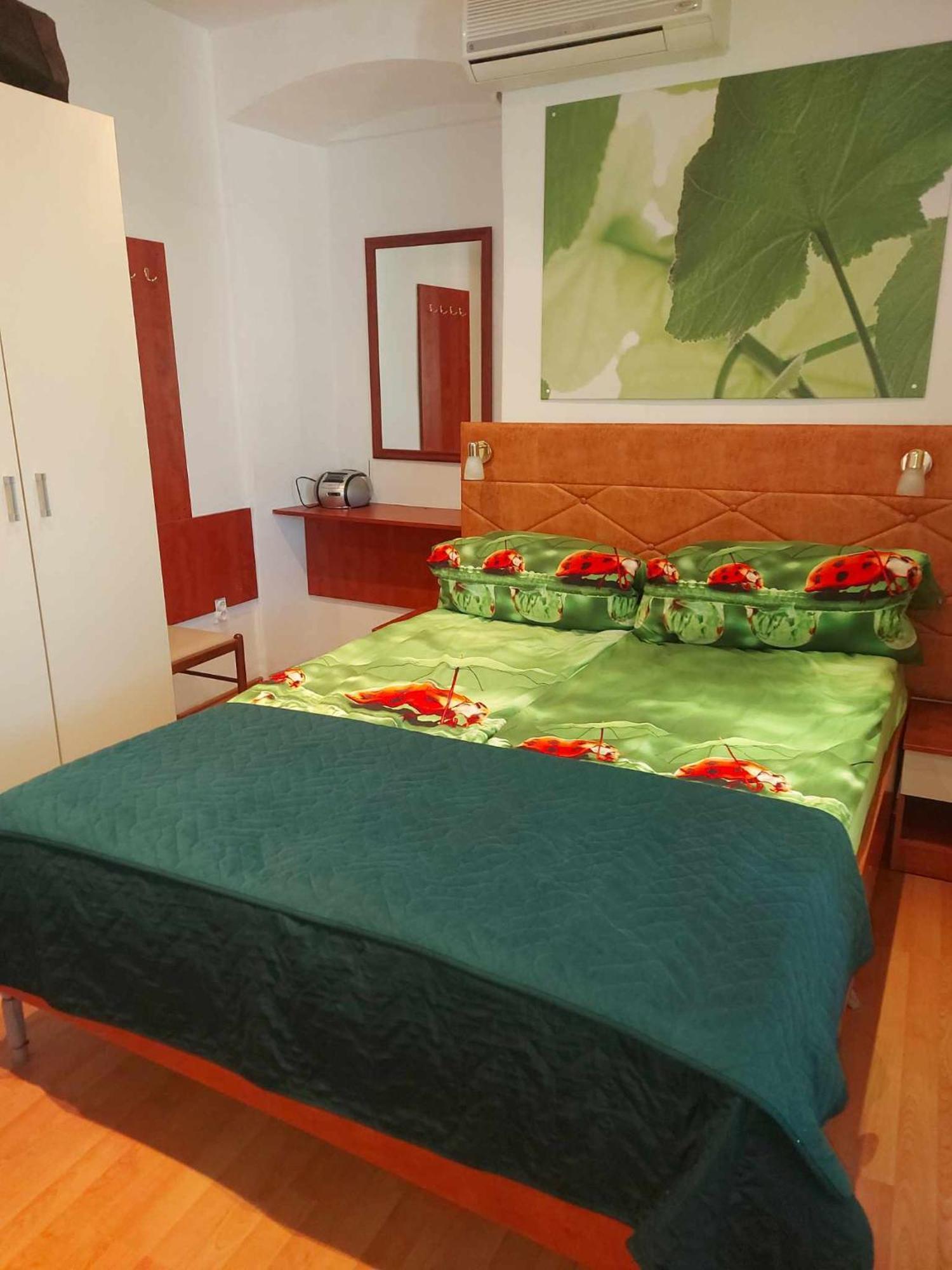 Vila Zlata Apartment Punat Ngoại thất bức ảnh
