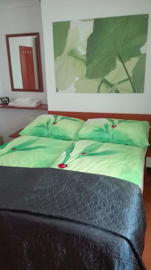 Vila Zlata Apartment Punat Ngoại thất bức ảnh